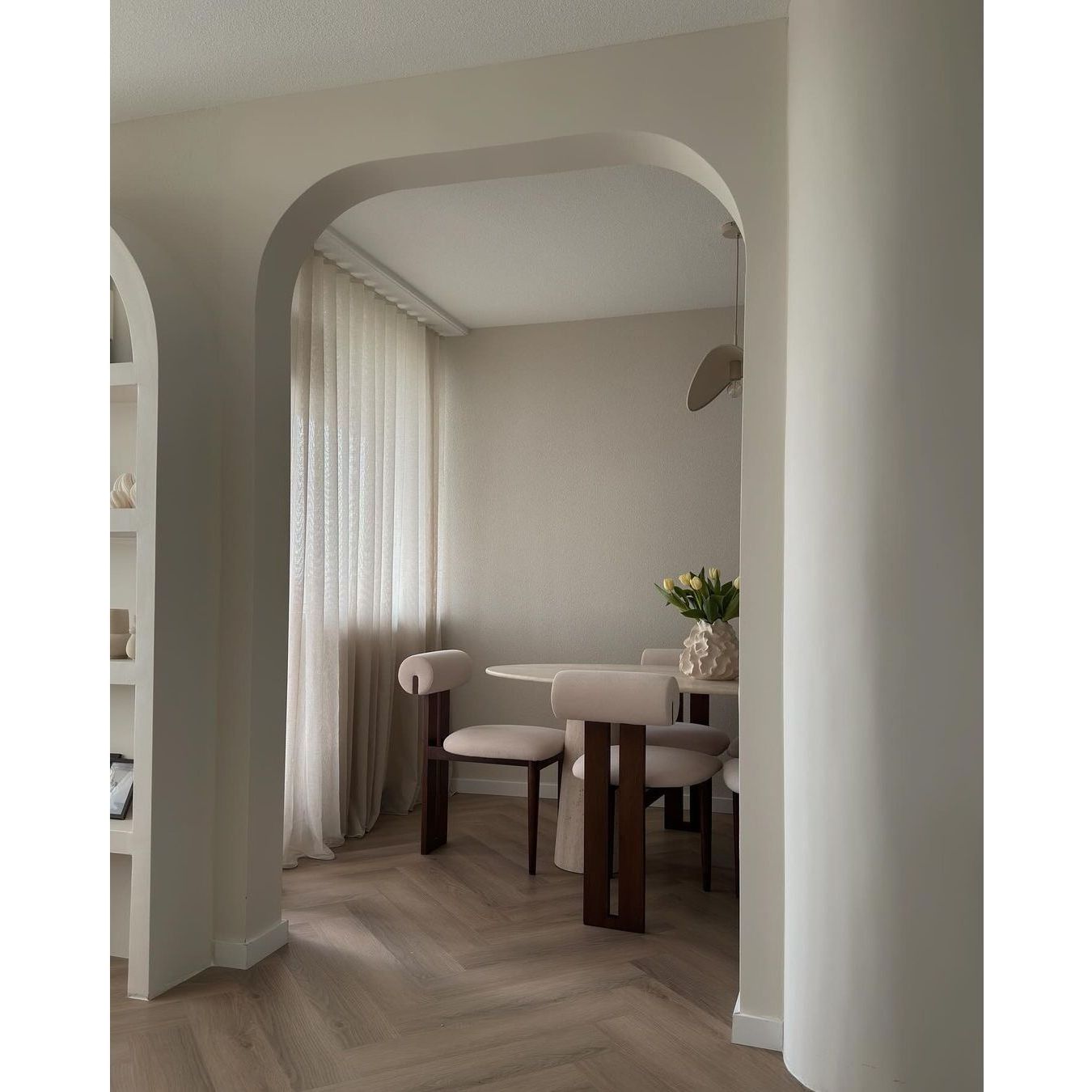 Travertin eettafel