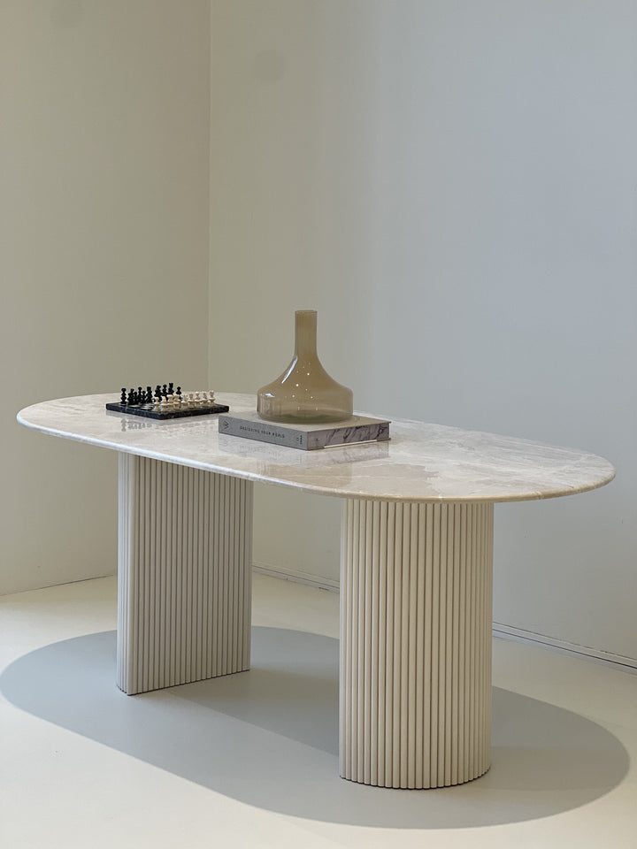 Marble ovale Dining Table - Vanilla - Flute Wooden - Polished